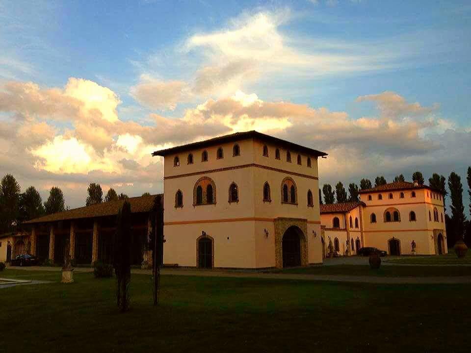 Tenuta Il Tenchio Lacchiarella Exterior foto